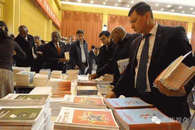 六中全會 外國駐華使節(jié)關(guān)心啥？