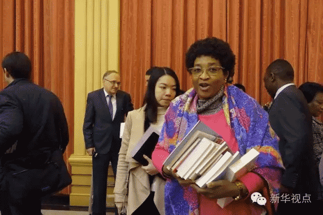 六中全會 外國駐華使節(jié)關(guān)心啥？