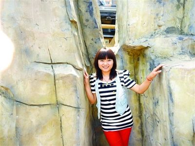 被屈臣氏清場，張莉陷入困境。