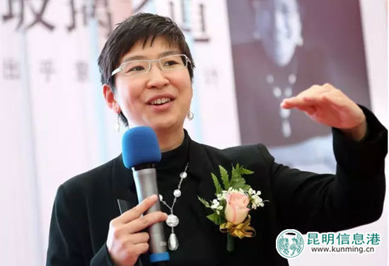 《2015云南裝飾設(shè)計(jì)年鑒》新書發(fā)布會(huì)圓滿落幕 《2015云南裝飾設(shè)計(jì)年鑒》新書發(fā)布會(huì)圓滿落幕