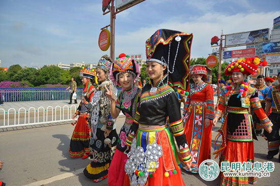 楚雄彝族賽裝節(jié)啟幕