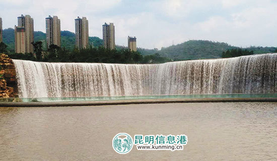 牛欄江恢復(fù)向滇池補(bǔ)水 瀑布公園又飛流直下 牛欄江恢復(fù)向滇池補(bǔ)水 瀑布公園又飛流直下