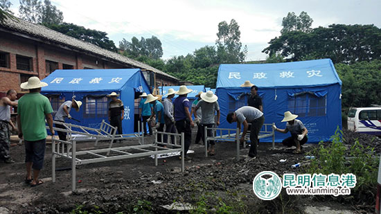 連續(xù)強降雨致楚雄多條道路中斷 最大堰塞湖面積約7000畝 連續(xù)強降雨致楚雄多條道路中斷 最大堰塞湖面積約7000畝