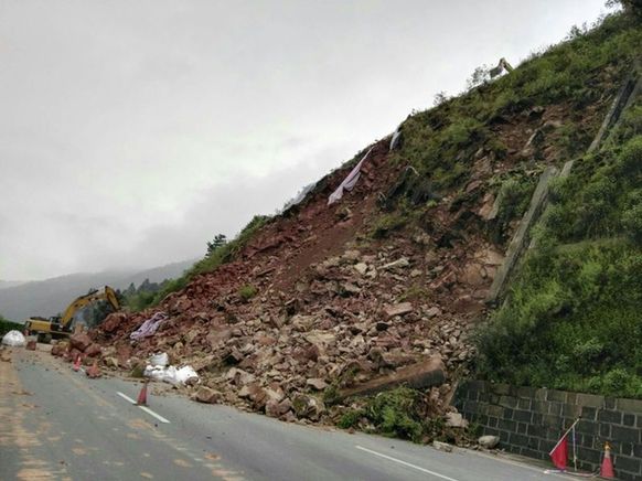 【實(shí)時(shí)路況】獨(dú)家！昆楚高速昆明方向通車時(shí)間在這里