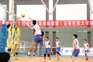 在昆高校周末聯(lián)賽