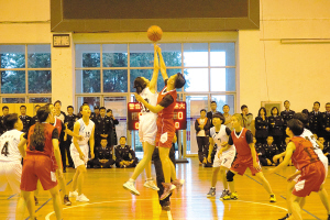 在昆高校周末聯(lián)賽