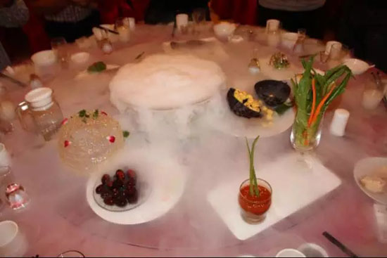 賀店慶“人人有禮” 晨農(nóng)花園酒店放出大招酬賓客 賀店慶“人人有禮” 晨農(nóng)花園酒店放出大招酬賓客