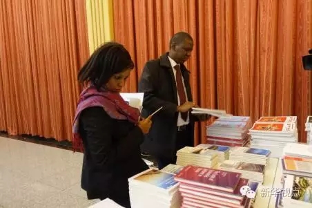 六中全會 外國駐華使節(jié)關(guān)心啥？