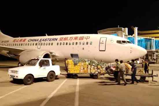 西雙版納機(jī)場(chǎng)貨郵吞吐量首次突破萬(wàn)噸大關(guān) 西雙版納機(jī)場(chǎng)貨郵吞吐量首次突破萬(wàn)噸大關(guān)