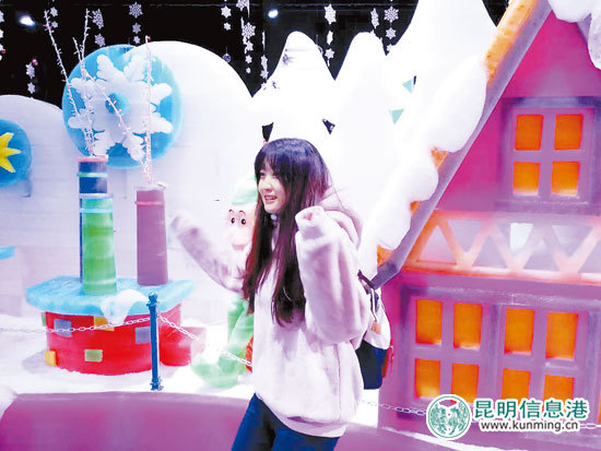 元旦出昆高速暢通高鐵客流激增 市民曬出新年愿望 元旦出昆高速暢通高鐵客流激增 市民曬出新年愿望