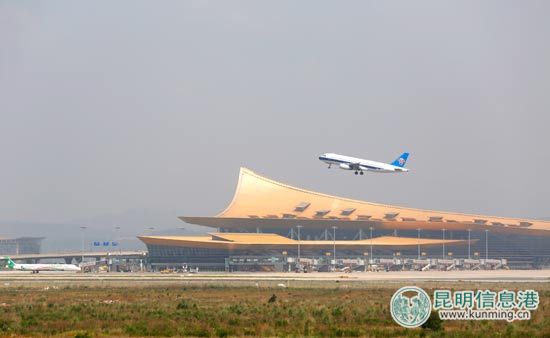 云南機(jī)場(chǎng)集團(tuán)2017年春運(yùn)旅客運(yùn)輸量預(yù)計(jì)達(dá)682萬(wàn)人次