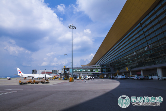 云南機(jī)場(chǎng)集團(tuán)2017年春運(yùn)旅客運(yùn)輸量預(yù)計(jì)達(dá)682萬(wàn)人次