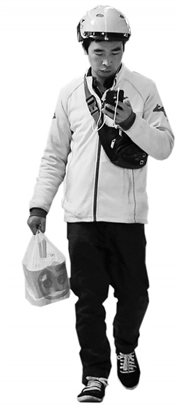 節(jié)后部分快遞員轉(zhuǎn)行送外賣 工資達6000元 節(jié)后部分快遞員轉(zhuǎn)行送外賣 工資達6000元