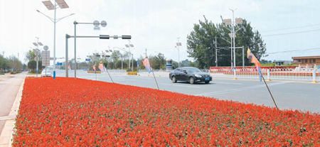 市政協(xié)委員建議:在環(huán)湖路沿途設(shè)置公共廁所 市政協(xié)委員建議:在環(huán)湖路沿途設(shè)置公共廁所