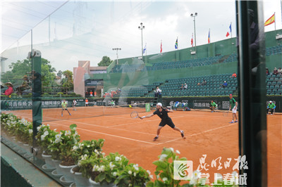 安寧溫泉半島國際網(wǎng)球中心