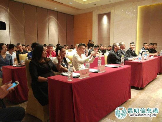 世界格斗聯(lián)盟賽5月1日在昆舉行 5國拳手精彩對決