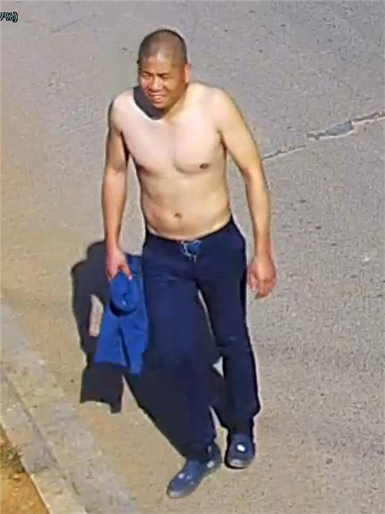 云南省司法廳深夜開(kāi)新聞通報(bào)會(huì):直接抓獲張林蒼獎(jiǎng)20萬(wàn) 云南省司法廳深夜開(kāi)新聞通報(bào)會(huì):直接抓獲張林蒼獎(jiǎng)20萬(wàn)