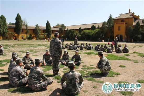 “五四”青年節(jié)云南陸軍講武堂接待16家單位入館開展活動