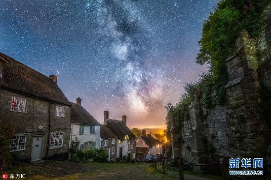 英國(guó)多塞特郡窒息銀河美景 若人間仙境 英國(guó)多塞特郡窒息銀河美景 若人間仙境