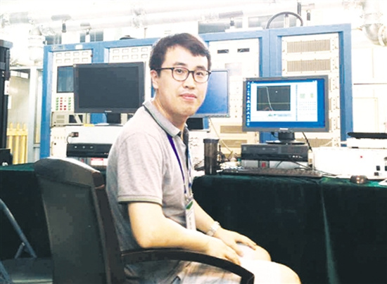 王正洶:追逐“人造太陽”的人 王正洶:追逐“人造太陽”的人