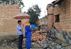 騙保男子指認(rèn)現(xiàn)場(chǎng)