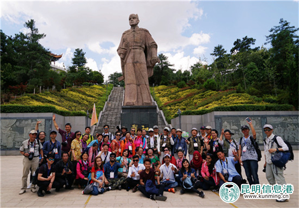 50余名攝影愛好者遍覽大美晉寧 拍攝古滇名城之美