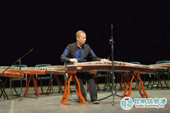 昆明聶耳青少年民族樂團古箏音樂會奏響春城