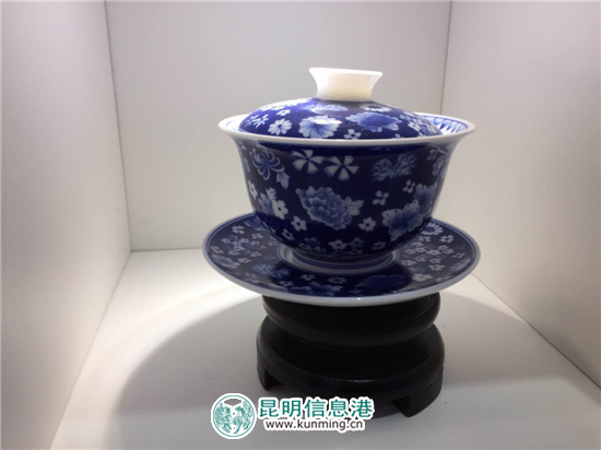 商洽會(huì)上的新奇手工藝品 透著匠心雕飾的文化