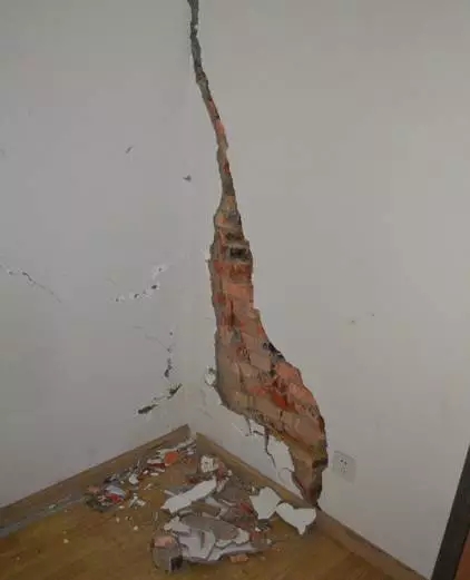 西山區(qū)白馬廟467戶居民盼了8年等來回遷房