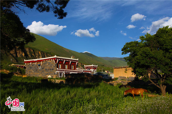 道孚民居:散落人間的仙境皇宮 道孚民居:散落人間的仙境皇宮