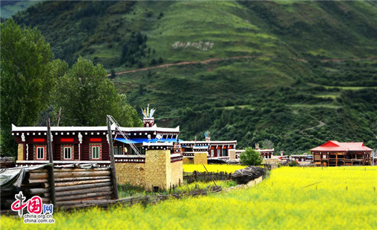道孚民居:散落人間的仙境皇宮 道孚民居:散落人間的仙境皇宮