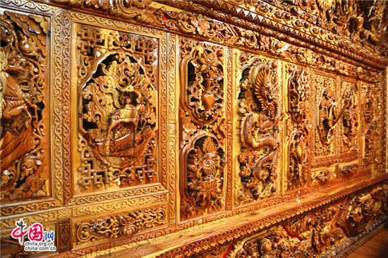 道孚民居：散落人間的仙境皇宮