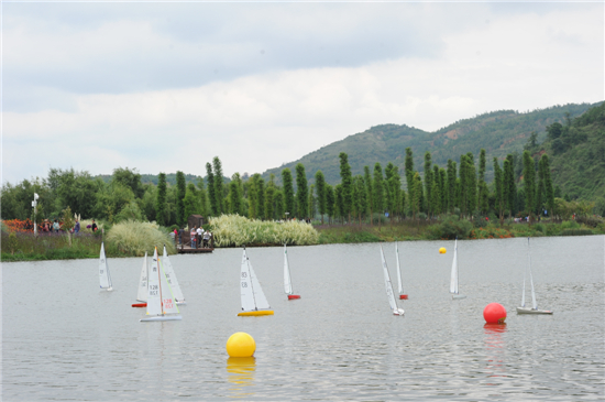 “鄭和杯”2017年全國青少年航海模型錦標(biāo)賽晉寧啟幕 “鄭和杯”2017年全國青少年航海模型錦標(biāo)賽晉寧啟幕