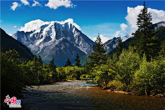 今夏避暑之選 最高溫度24度的四川甘孜