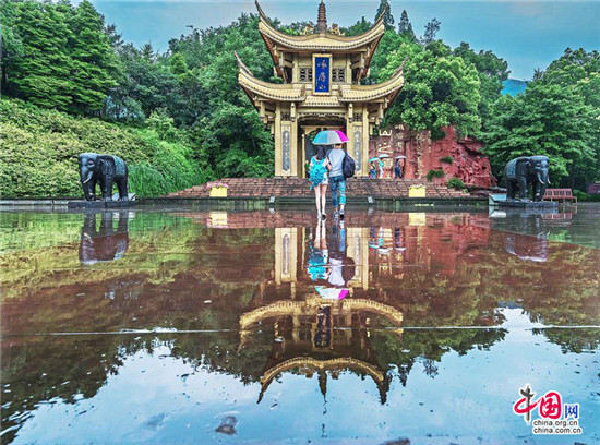 7月在峨眉山享受一場純天然的盛筵