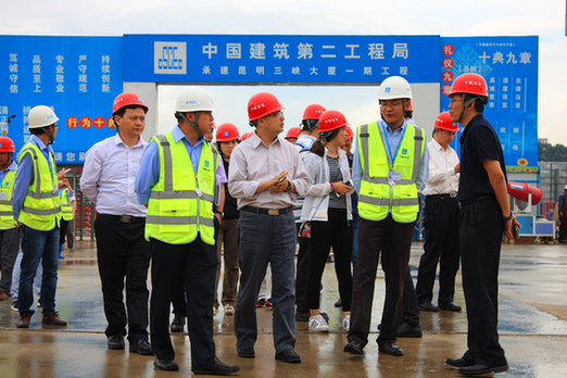 住建部調(diào)研組到昆明調(diào)研“智慧工地”