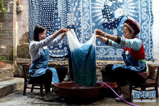 云南大理：一抹藍(lán)色“續(xù)”千年