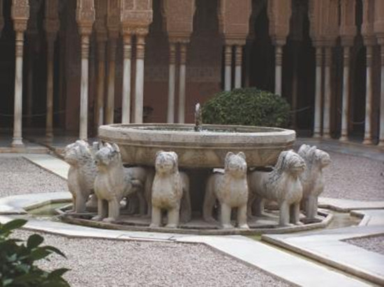 西班牙格拉納達(dá)阿爾罕布拉宮殿內(nèi)摩爾人噴泉 西班牙格拉納達(dá)阿爾罕布拉宮殿內(nèi)摩爾人噴泉