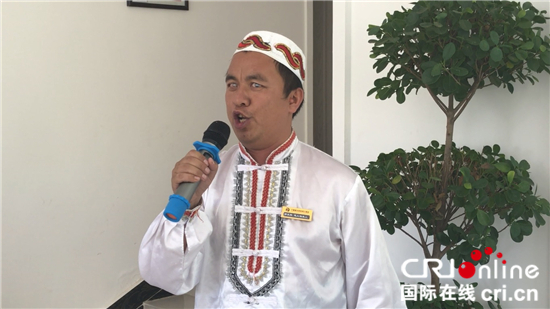 圖片默認(rèn)標(biāo)題_fororder_盲人歌手 羅發(fā)軍_副本_副本