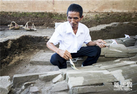 江西撫州發(fā)現(xiàn)明代戲劇家湯顯祖墓葬具體位置 江西撫州發(fā)現(xiàn)明代戲劇家湯顯祖墓葬具體位置