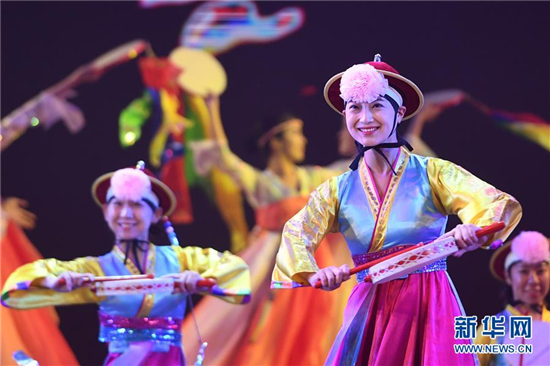 吉林延邊載歌載舞迎州慶