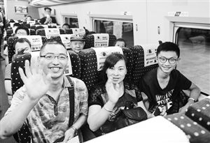 千呼萬喚駛出來 高鐵開進(jìn)昆明城