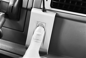 智能渣土車亮相昆明 10月30日起“大黃瘋”禁止入二環(huán)