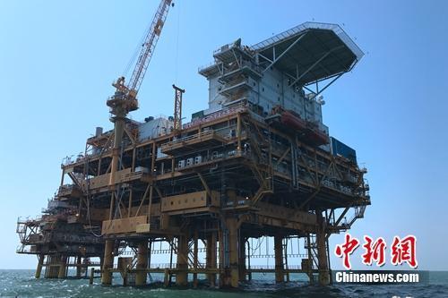 “蛙人”楚金勇：膽大心細(xì)，練就“盲眼穿針”絕活