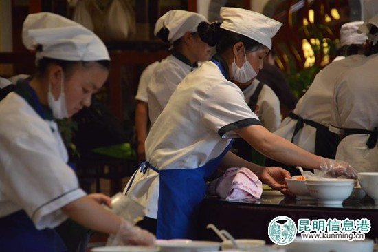 百年老店建新園舉行111周年店慶 到店吃米線有機(jī)會(huì)獲iphone8