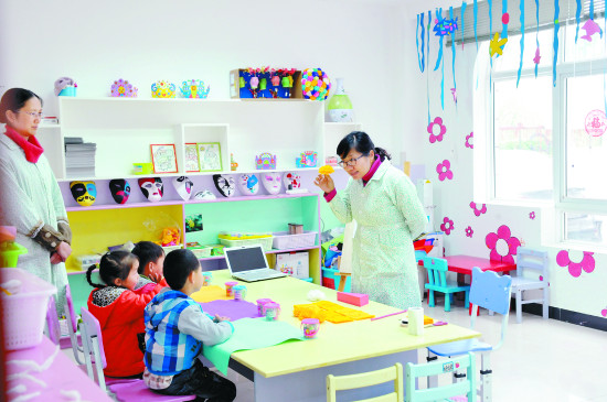 昆明民政五年“暖心事”:釋放民生紅利 筑造百姓幸福夢 昆明民政五年“暖心事”:釋放民生紅利 筑造百姓幸福夢