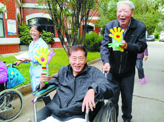 昆明民政五年“暖心事”:釋放民生紅利 筑造百姓幸福夢 昆明民政五年“暖心事”:釋放民生紅利 筑造百姓幸福夢