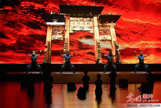 大型土家族歷史劇《唐崖土司夫人》湖北恩施公演 大型土家族歷史劇《唐崖土司夫人》湖北恩施公演