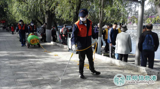 翠湖公園提前應(yīng)對“觀鷗季” 開展全園病毒消殺工作