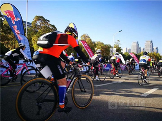 2017七彩云南格蘭芬多自行車節(jié)開幕 2017七彩云南格蘭芬多自行車節(jié)開幕